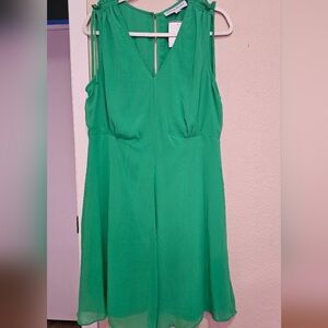 Emma Green Sleeveless Dress